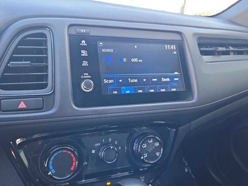 Used 2022 Honda HR-V Sport image 24