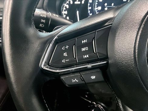 Used 2023 MAZDA CX-5 Signature image 17