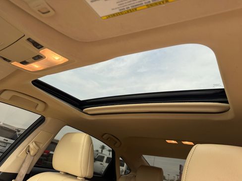 Used 2016 Toyota Avalon XLE Premium image 33