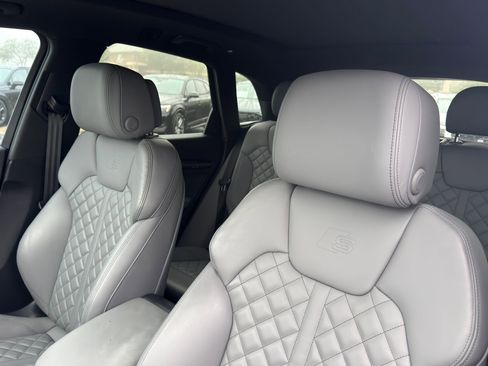 Certified 2023 Audi SQ5 Premium Plus w/ Premium Plus Package AWD/4WD image 12