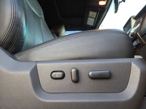 Used 2013 Ford F250 Platinum w/ FX4 Off Road Pkg image 16