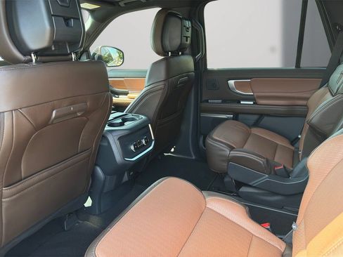 Used 2026 Ford Expedition King Ranch AWD/4WD image 15