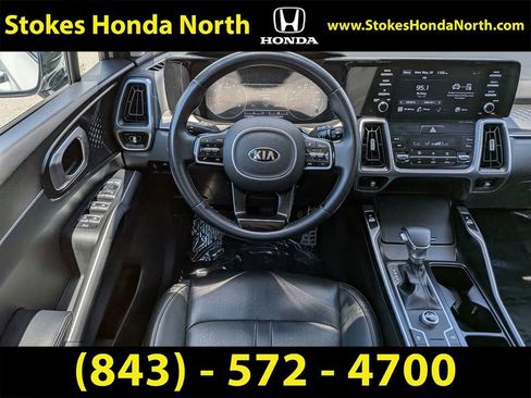 Used 2021 Kia Sorento S FWD image 18