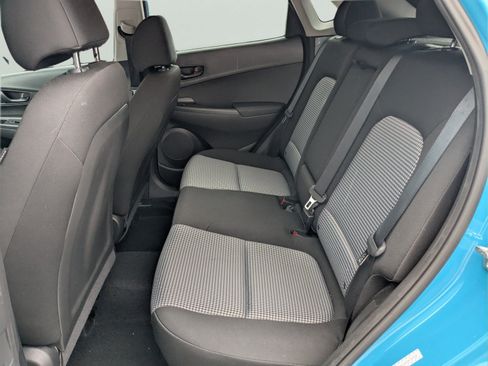 Used 2022 Hyundai Kona SE FWD image 11