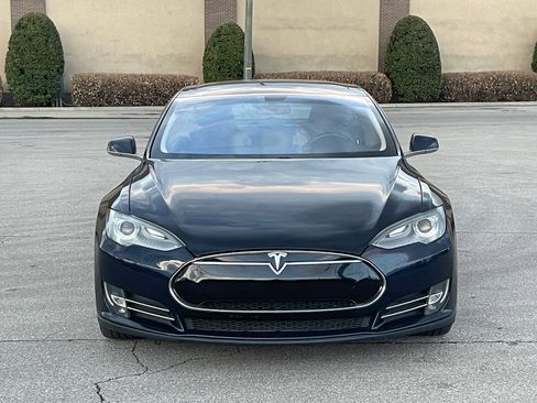 Used 2013 Tesla Model S Performance image 5