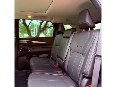 Used 2026 INFINITI QX60 Luxe FWD image 12
