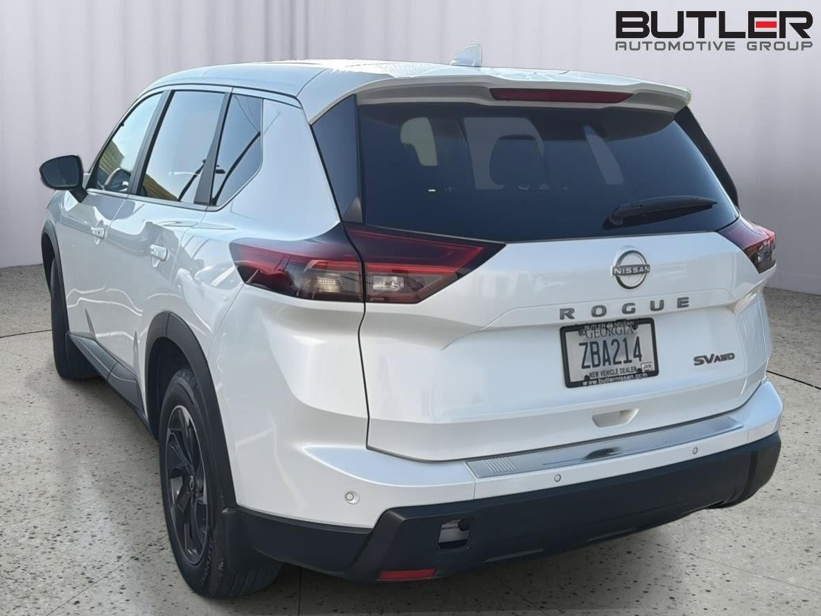 Used 2024 Nissan Rogue SV AWD/4WD image 10