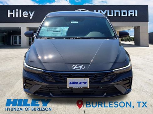 New 2026 Hyundai Elantra SEL Sport Premium FWD image 6