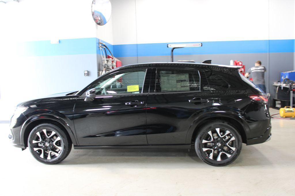 New 2027 Honda HR-V EX-L image 7