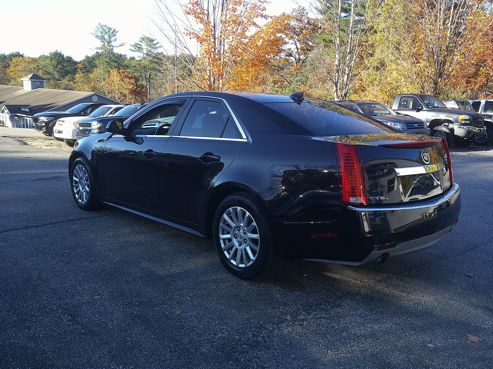Used 2012 Cadillac CTS Luxury AWD/4WD image 6