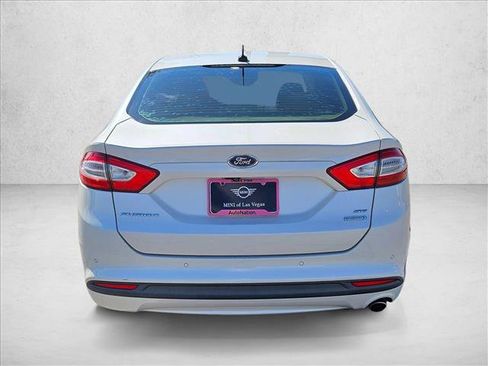 Used 2013 Ford Fusion SE FWD image 7