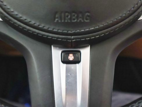 Used 2022 BMW 330e xDrive w/ M Sport Package image 33