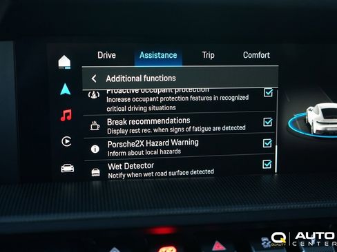 Used 2025 Porsche 911 Carrera 4 GTS image 40