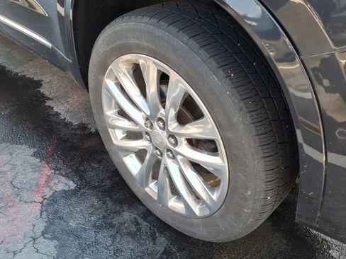 Used 2020 Cadillac XT6 Premium Luxury AWD/4WD image 19