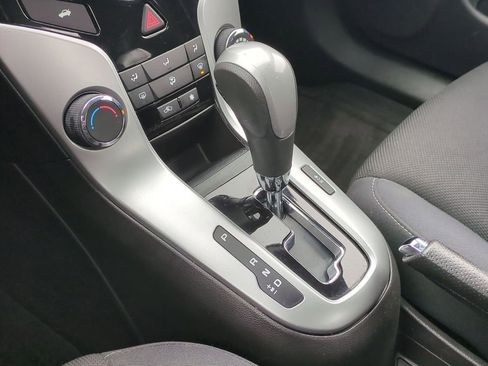 Used 2016 Chevrolet Cruze LT image 30