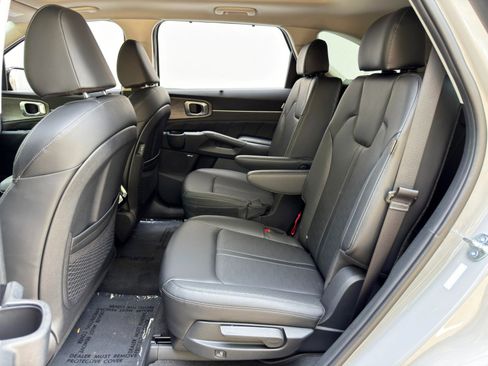 Used 2026 Kia Sorento SX AWD/4WD image 40