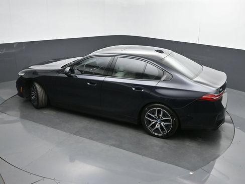 Used 2025 BMW i5 xDrive40 w/ M Sport Package AWD/4WD image 52