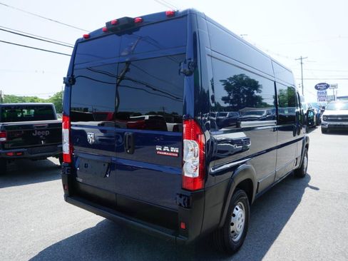 Used 2021 RAM ProMaster 2500 w/ Convenience Group FWD image 4