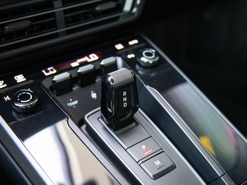 Certified 2024 Porsche 911 Carrera 4S AWD/4WD image 18
