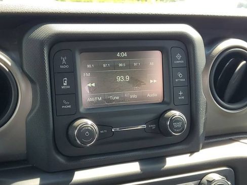 Used 2019 Jeep Wrangler Sport AWD/4WD image 20