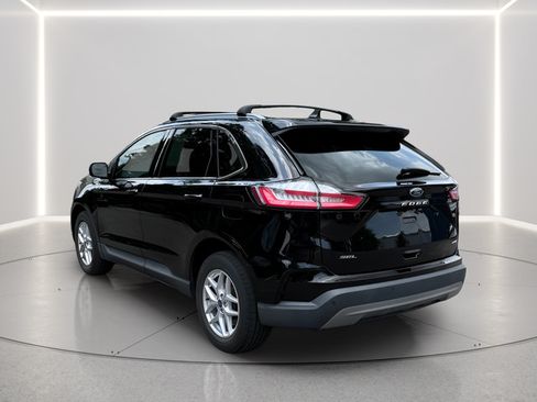 Used 2022 Ford Edge SEL w/ Convenience Package AWD/4WD image 3