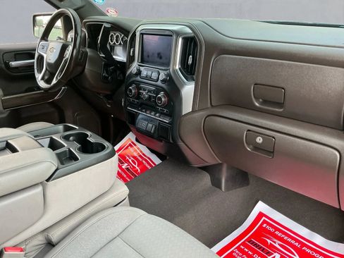 Used 2019 Chevrolet Silverado 1500 LT w/ Convenience Package image 20