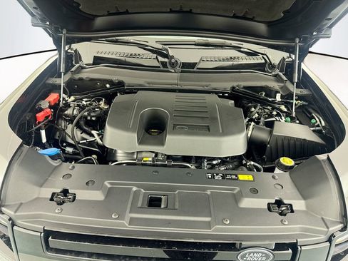 New 2026 Land Rover Defender 130 X-Dynamic SE image 27