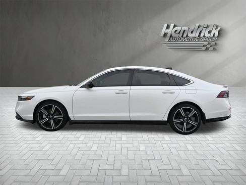Used 2023 Honda Accord Sport image 10