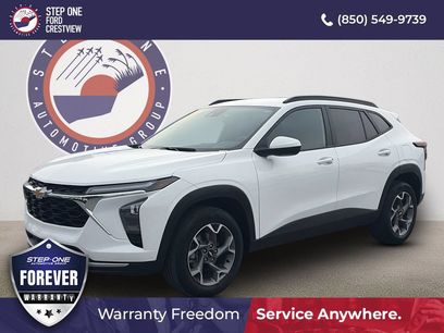 Used 2025 Chevrolet Trax LT