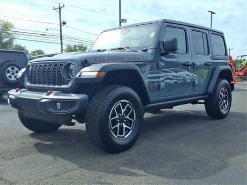 Certified 2024 Jeep Wrangler Unlimited Rubicon image 7