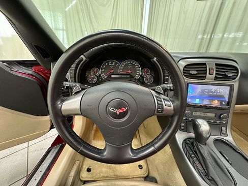 Used 2007 Chevrolet Corvette Convertible w/ Preferred Equipment Group RWD image 25