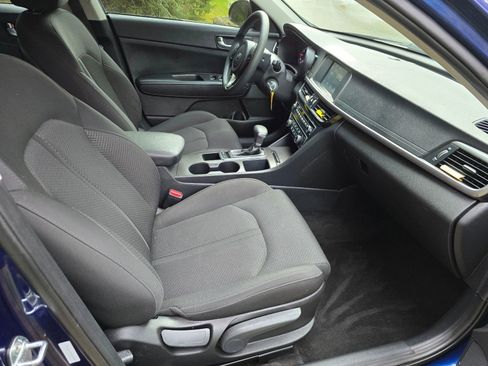 Used 2018 Kia Optima LX image 11