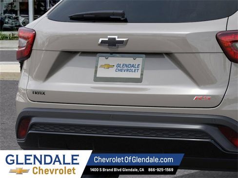 New 2026 Chevrolet Trax RS w/ Driver Confidence Package image 14