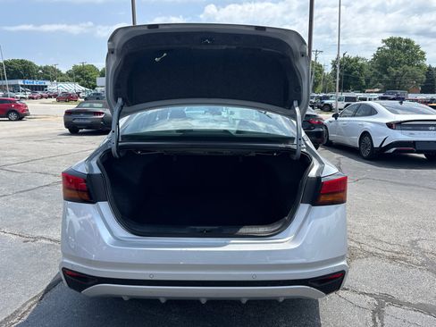 Used 2024 Nissan Altima 2.5 SV FWD image 18
