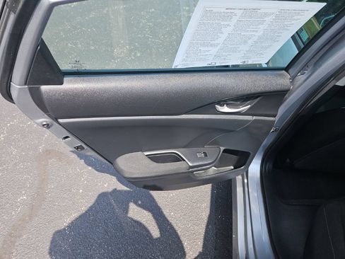 Used 2019 Honda Civic LX image 21
