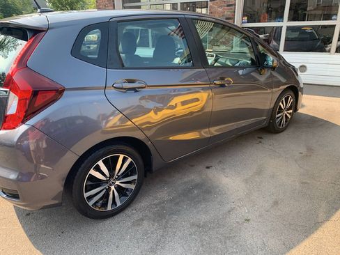 Used 2019 Honda Fit EX image 4