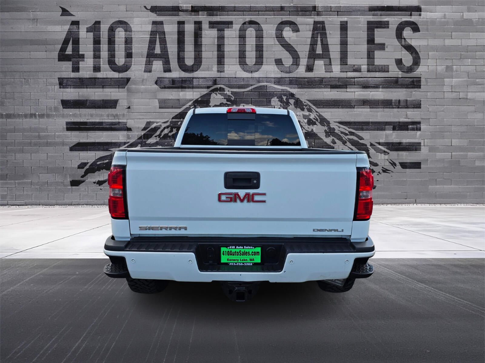 Used 2016 GMC Sierra 2500 Denali AWD/4WD image 4