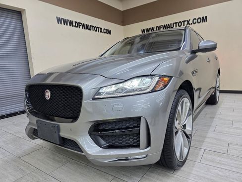 Used 2018 Jaguar F-PACE R-Sport AWD/4WD image 2