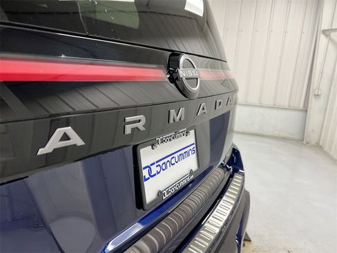 Used 2025 Nissan Armada Platinum Reserve image 28