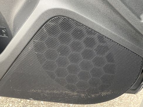 Used 2023 Subaru Crosstrek 2.0i Premium image 29