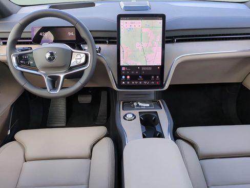 New 2025 Volvo EX90 Ultra image 13