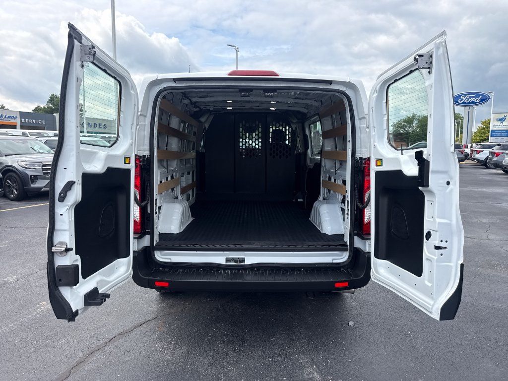 Used 2025 Ford Transit 250 Low Roof w/ Exterior Upgrade Package RWD image 14