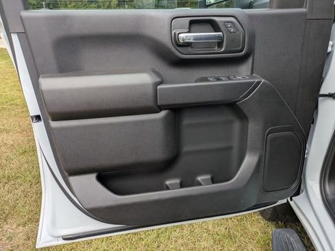 New 2025 Chevrolet Silverado 2500 Custom w/ Custom Value Package image 8