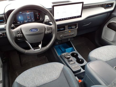 Certified 2025 Ford Maverick XLT w/ XLT Luxury Package AWD/4WD image 5