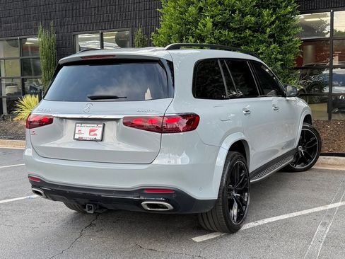 Used 2024 Mercedes-Benz GLS 580 4MATIC image 12