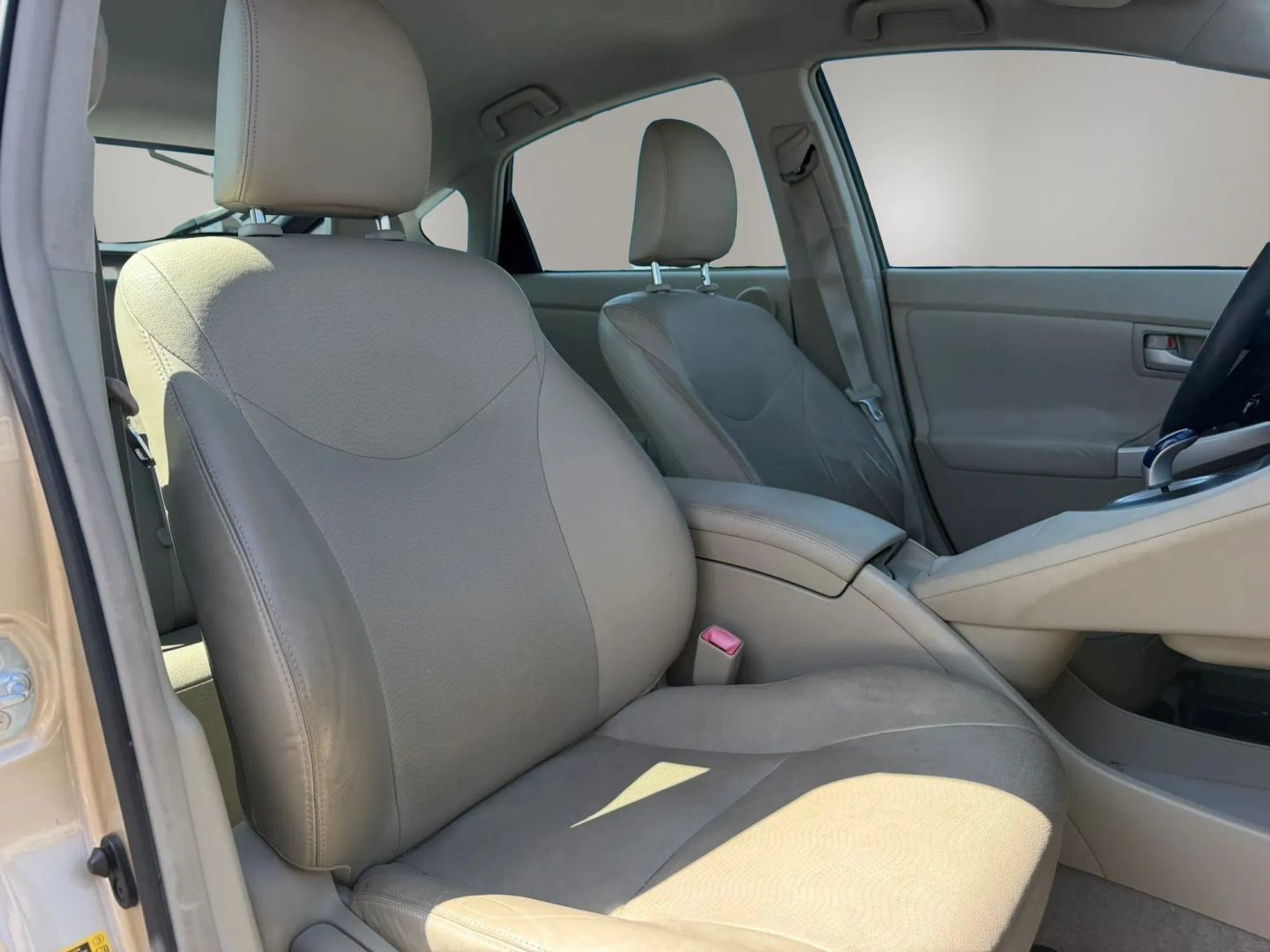 Used 2010 Toyota Prius Five FWD image 17