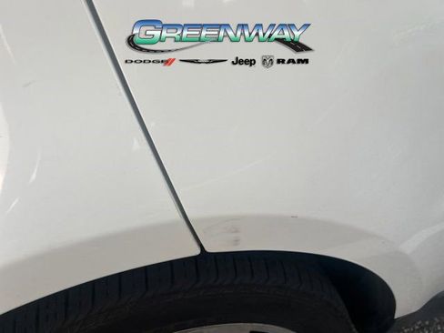 Used 2016 Land Rover Range Rover Sport HSE AWD/4WD image 24