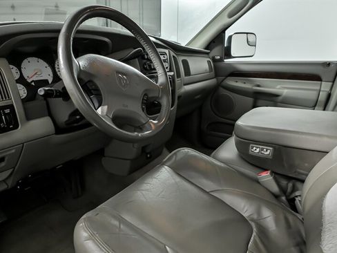 Used 2003 Dodge Ram 2500 Truck SLT image 17