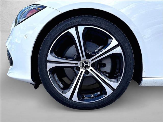 Used 2023 Mercedes-Benz C 300 Sedan image 10