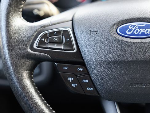 Used 2019 Ford Escape SE image 20